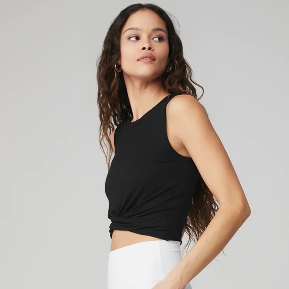 ⭐️NWT⭐️ Alo Cover Tank - Picture 4 of 4